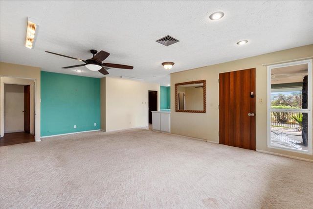 345 Auhana Rd, Kihei, HI 96753