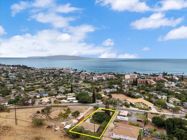 345 Auhana Rd, Kihei, HI 96753