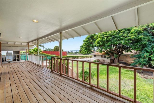 345 Auhana Rd, Kihei, HI 96753
