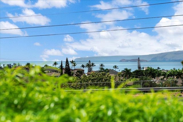 345 Auhana Rd, Kihei, HI 96753