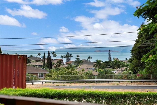345 Auhana Rd, Kihei, HI 96753