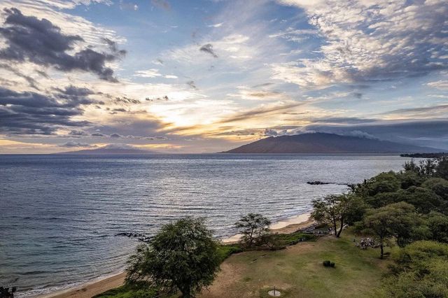 345 Auhana Rd, Kihei, HI 96753