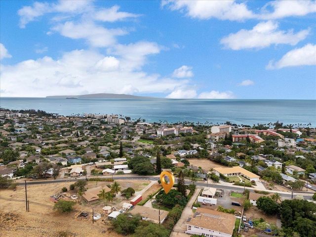 345 Auhana Rd, Kihei, HI 96753