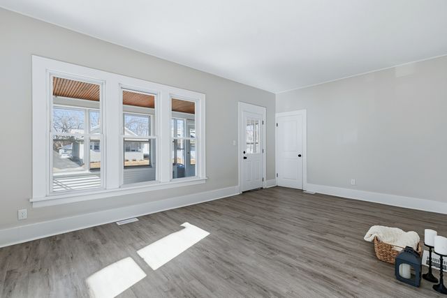 1217 35th Street, Rock Island, IL 61201