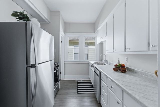 1217 35th Street, Rock Island, IL 61201