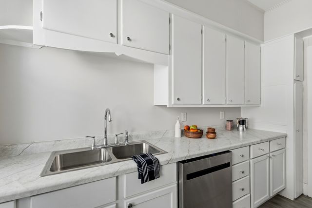 1217 35th Street, Rock Island, IL 61201