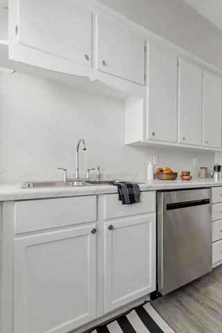 1217 35th Street, Rock Island, IL 61201