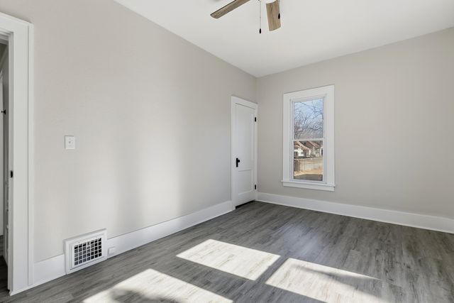 1217 35th Street, Rock Island, IL 61201