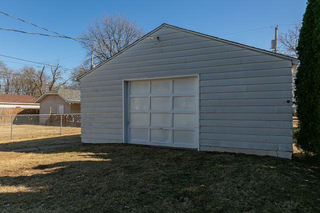 1217 35th Street, Rock Island, IL 61201