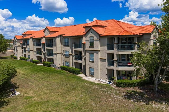 18108 PEREGRINES PERCH PLACE 7110, Lutz, FL 33558