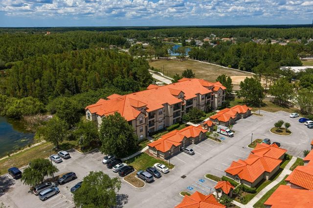18108 PEREGRINES PERCH PLACE 7110, Lutz, FL 33558