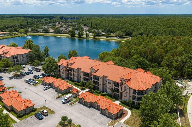 18108 PEREGRINES PERCH PLACE 7110, Lutz, FL 33558