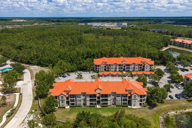 18108 PEREGRINES PERCH PLACE 7110, Lutz, FL 33558