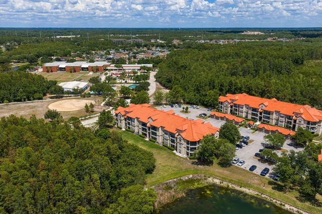 18108 PEREGRINES PERCH PLACE 7110, Lutz, FL 33558