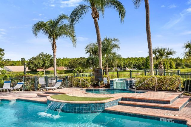 18108 PEREGRINES PERCH PLACE 7110, Lutz, FL 33558