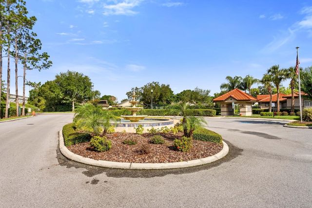 18108 PEREGRINES PERCH PLACE 7110, Lutz, FL 33558