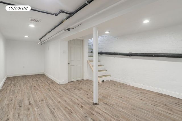1002 PUTNAM Avenue, New York City, NY 11221