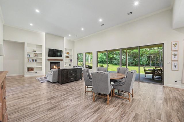 25210 Wilkes Park, Tomball, TX 77375