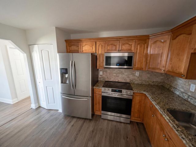 1930 NE 23rd Terrace, Jensen Beach, FL 34957