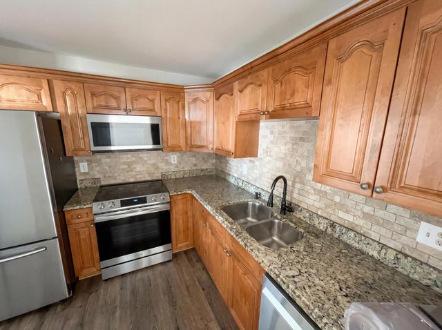 1930 NE 23rd Terrace, Jensen Beach, FL 34957