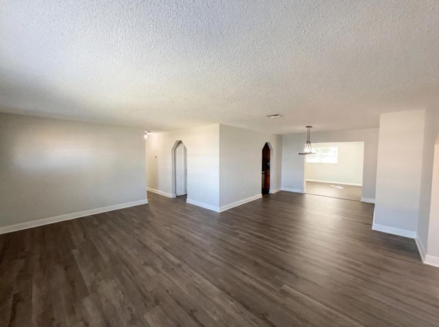 1930 NE 23rd Terrace, Jensen Beach, FL 34957