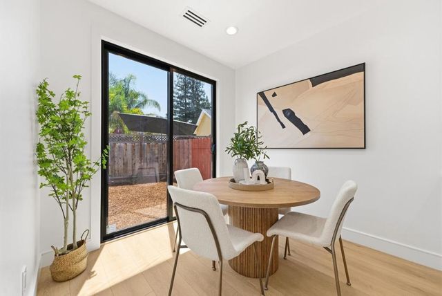Sequoia Avenue, Redwood City, CA 94061