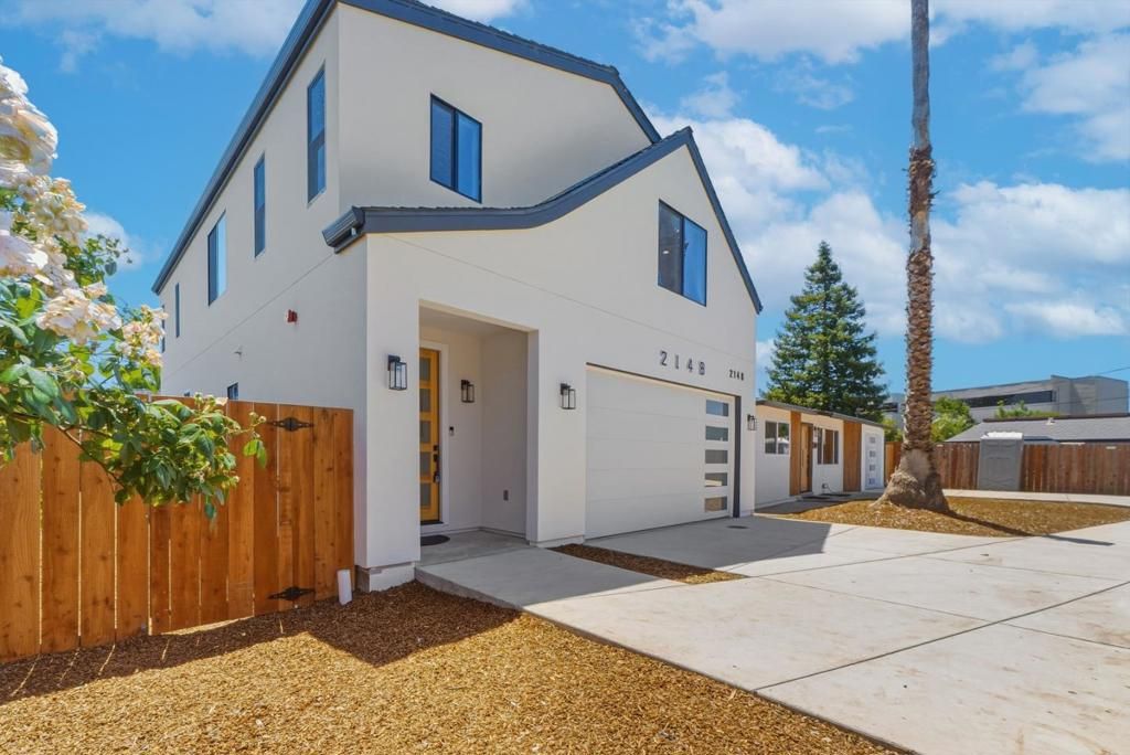 Image 2 of property listing at Sequoia Avenue, Redwood City, CA 94061