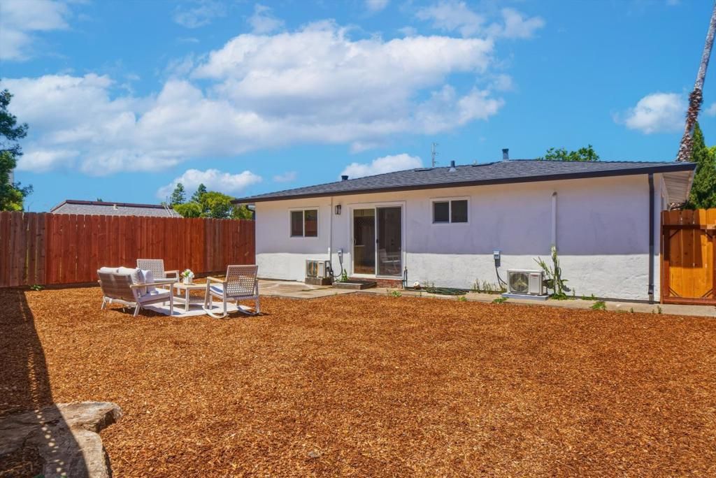 Image 44 of property listing at Sequoia Avenue, Redwood City, CA 94061
