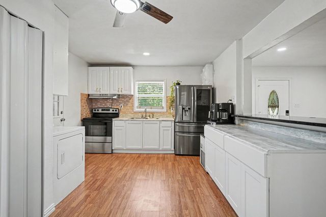205 Davis Ranch Road, Alvarado, TX 76009