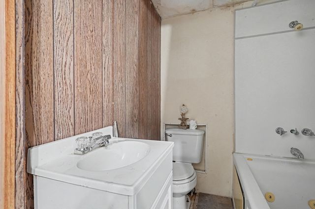 205 Davis Ranch Road, Alvarado, TX 76009