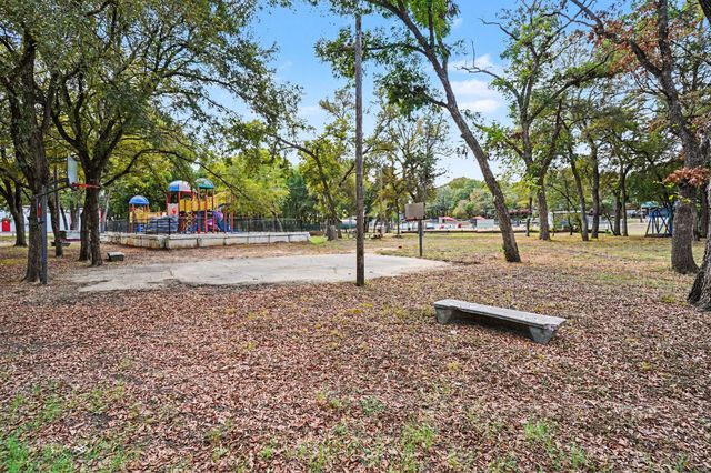 205 Davis Ranch Road, Alvarado, TX 76009