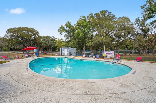 205 Davis Ranch Road, Alvarado, TX 76009