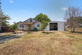 205 Davis Ranch Road, Alvarado, TX 76009