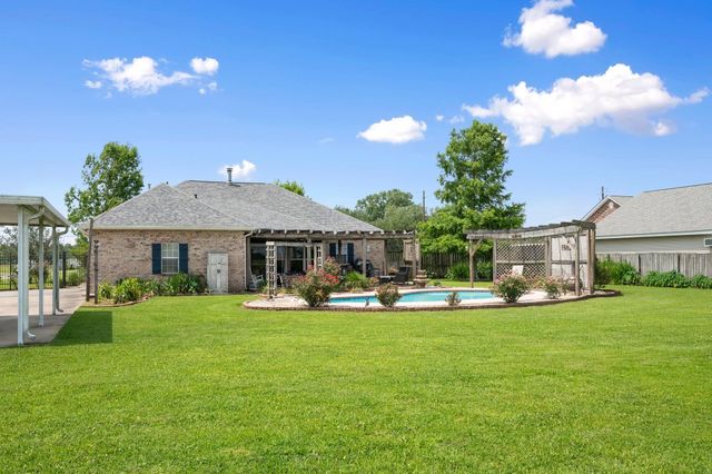 19706 Highway 643, Vacherie, LA 70090