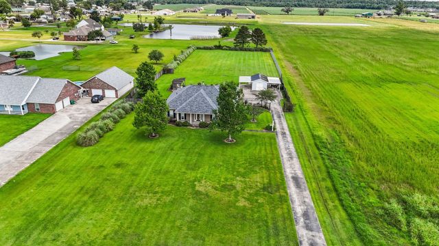 19706 Highway 643, Vacherie, LA 70090