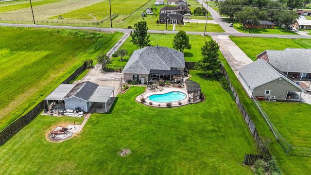 19706 Highway 643, Vacherie, LA 70090