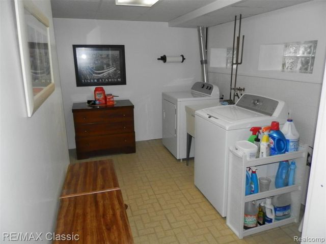 14921 Delaware Avenue, Redford, MI 48239