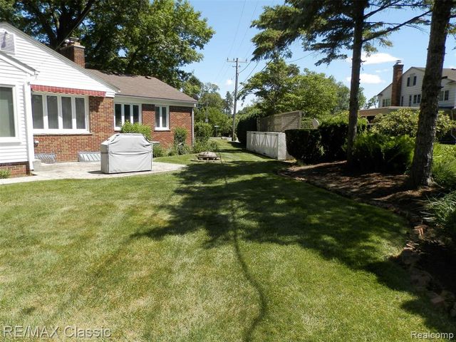 14921 Delaware Avenue, Redford, MI 48239