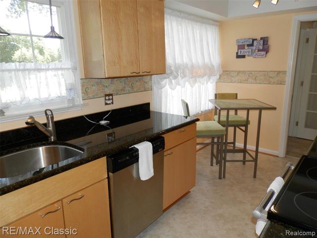 14921 Delaware Avenue, Redford, MI 48239