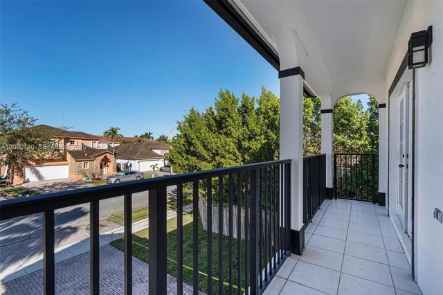 16350 SW 50th Terrace, Miami, FL 33185
