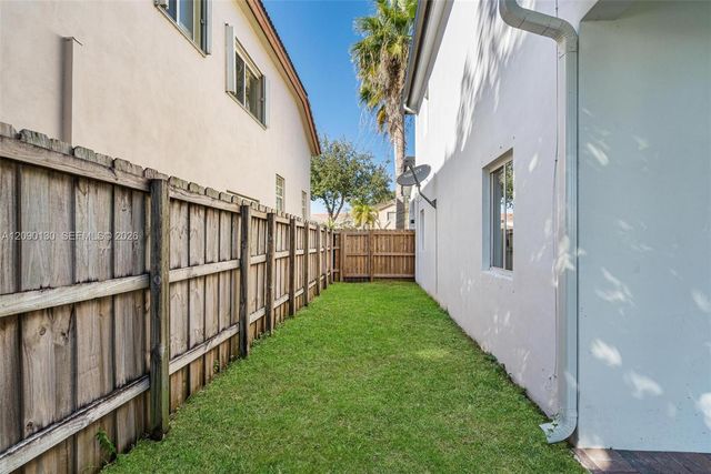 16350 SW 50th Terrace, Miami, FL 33185