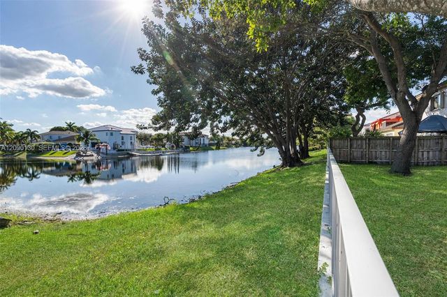 16350 SW 50th Terrace, Miami, FL 33185