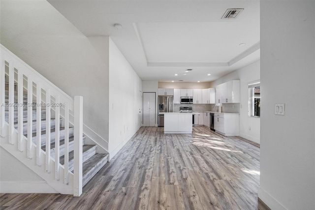 16350 SW 50th Terrace, Miami, FL 33185