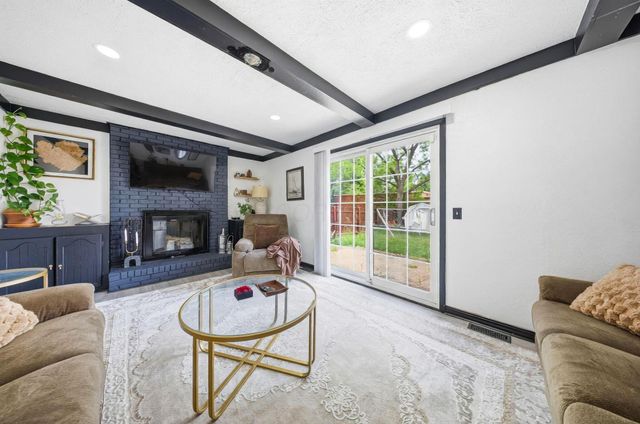 5560 Fescue Drive, Hilliard, OH 43026