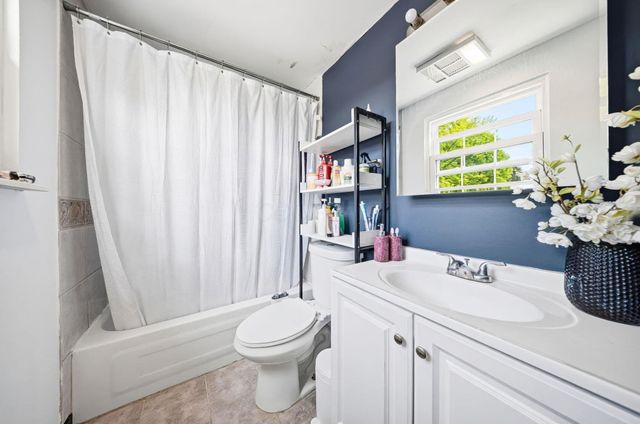 5560 Fescue Drive, Hilliard, OH 43026