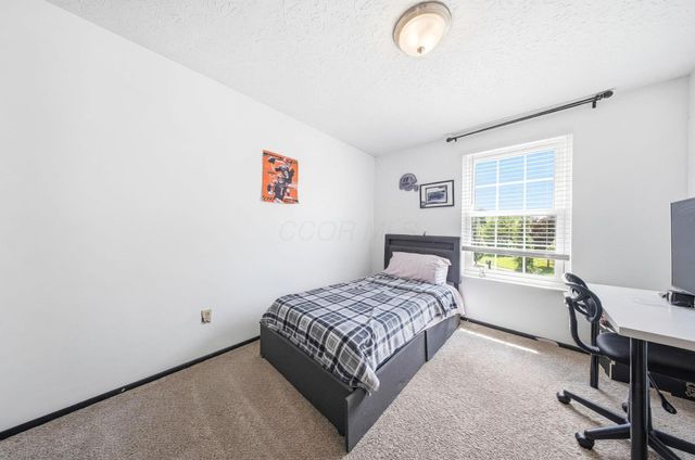 5560 Fescue Drive, Hilliard, OH 43026
