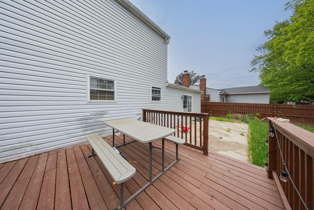 5560 Fescue Drive, Hilliard, OH 43026