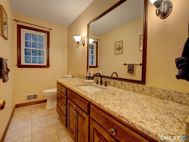 49 Beverly Drive, Avon, CT 06001
