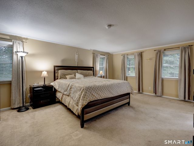 49 Beverly Drive, Avon, CT 06001
