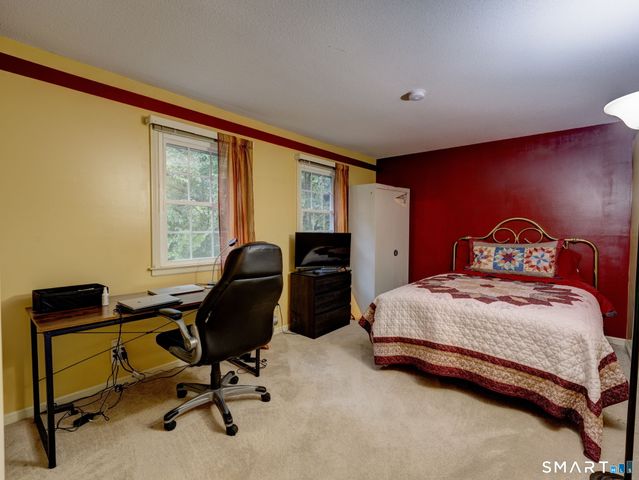 49 Beverly Drive, Avon, CT 06001